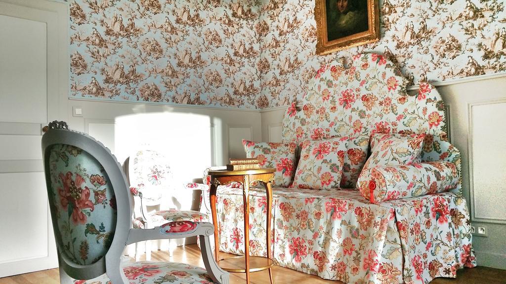 Chateau De Chantore Bacilly Habitación foto